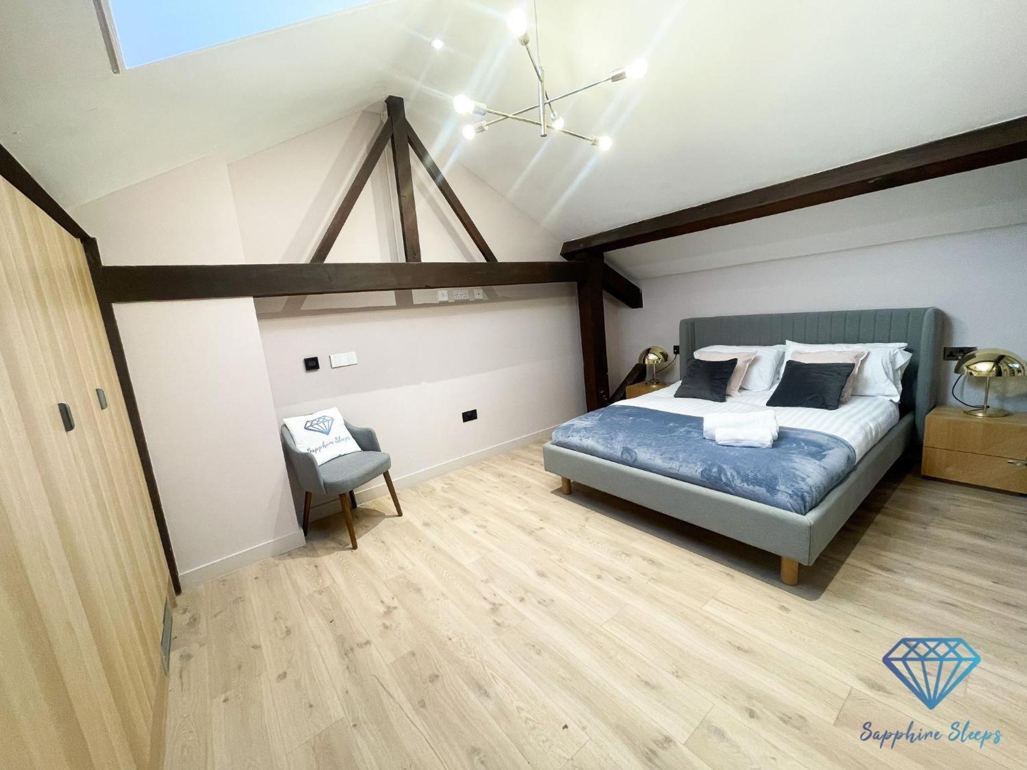 M1 City Centre 3 Bed 3 Bath Luxe Penthouse Манчестер Экстерьер фото