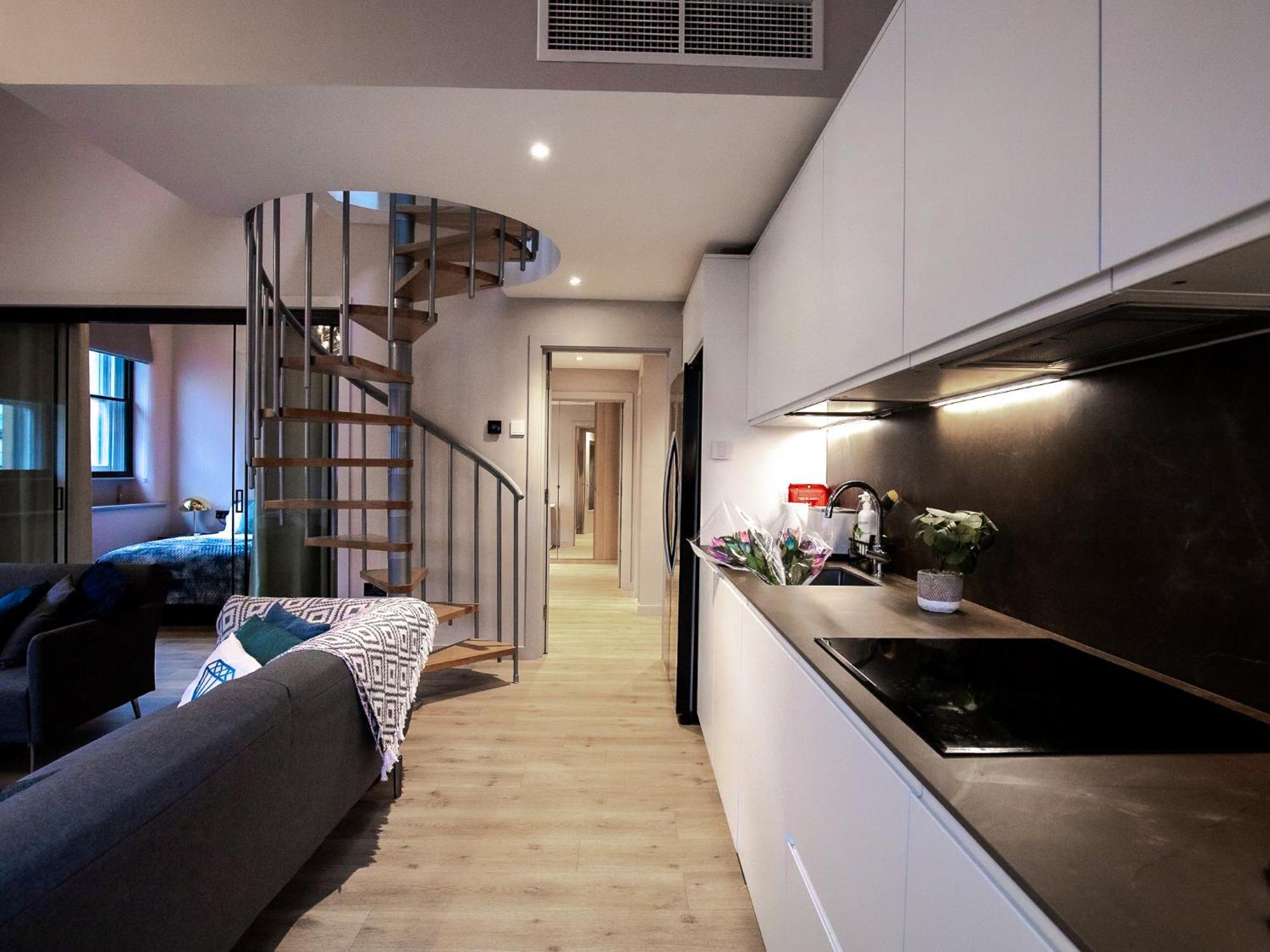 M1 City Centre 3 Bed 3 Bath Luxe Penthouse Манчестер Экстерьер фото